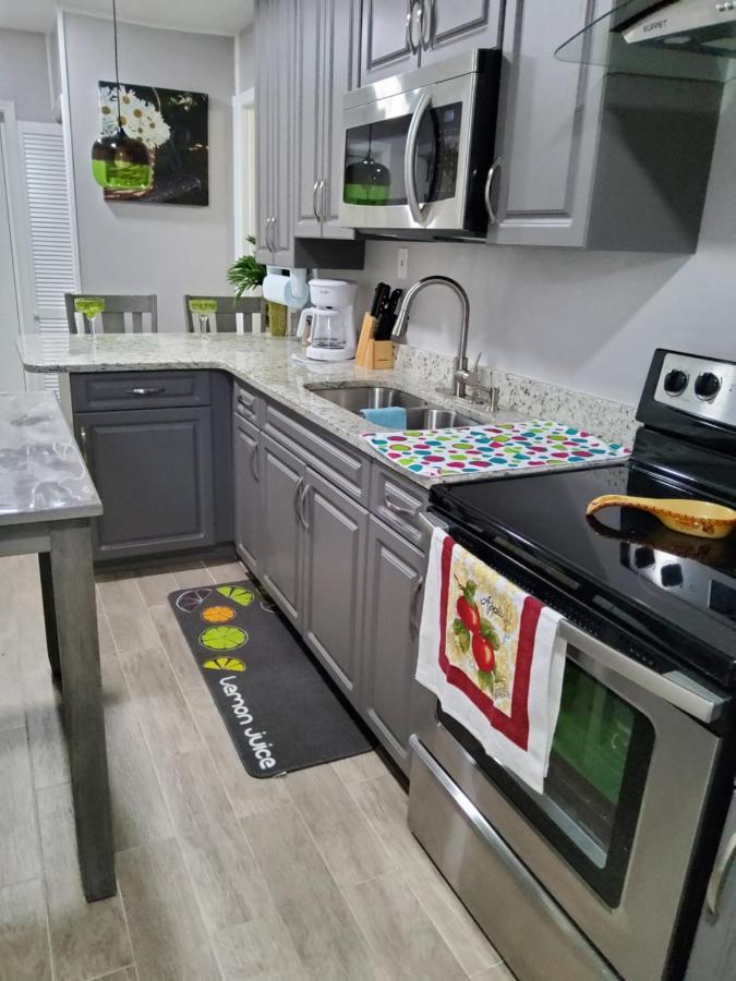 Beautiful Apartment Close To Everything Tampa Exterior foto